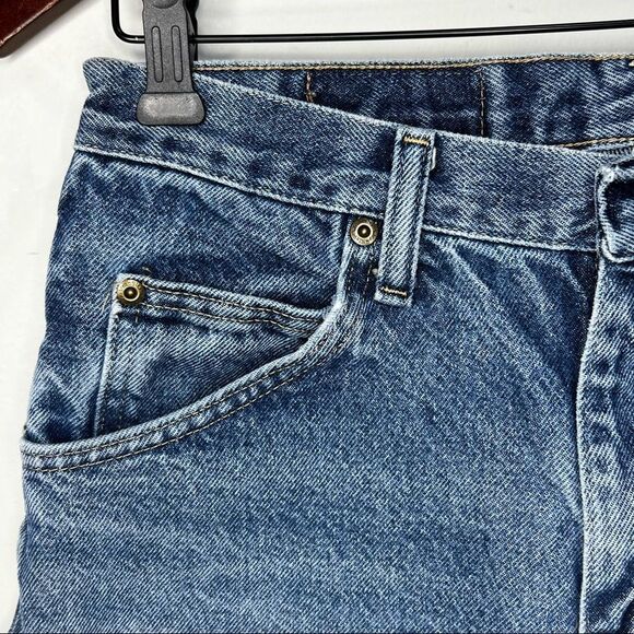 Vintage Wrangler Cut off denim shorts - Picture 2 of 10